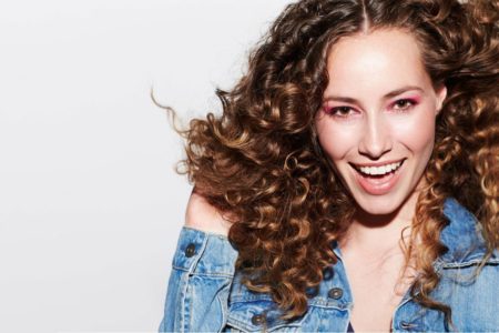 Beautiful-curly-hair-for-beautiful-women